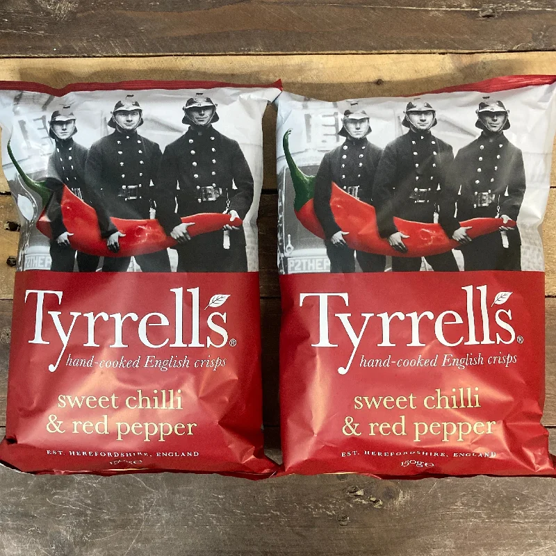 - Remote interactive pet feeder3x Tyrrells Sweet Chilli & Red Pepper Crisps Sharing Bags (3x150g)