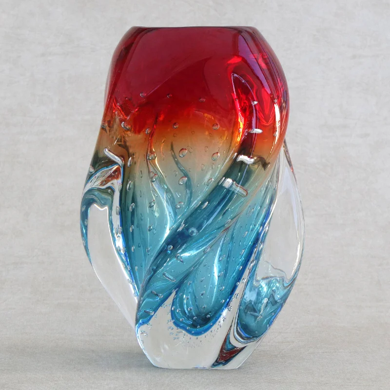 - Rabbit grass rack to prevent waste food boxBlue and Red Twist Blue and Red Handblown Art Glass Vase from Brazil - Rabbit grass rack to prevent waste food boxBlue and Red Twist Blue and Red Handblown Art Glass Vase from Brazil
