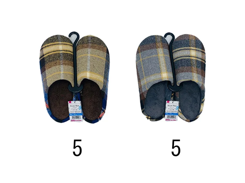 - Winter warm clothes for short-haired dogsRoom Shoe - Checkered - US 8-9 EU41-43-