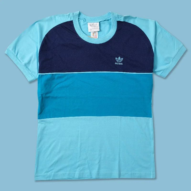 ---Vintage DS adidas T-Shirt Large