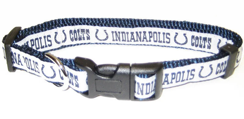  . **Dog chest harness is anti-breakaway**Indianapolis Colts Dog Collar